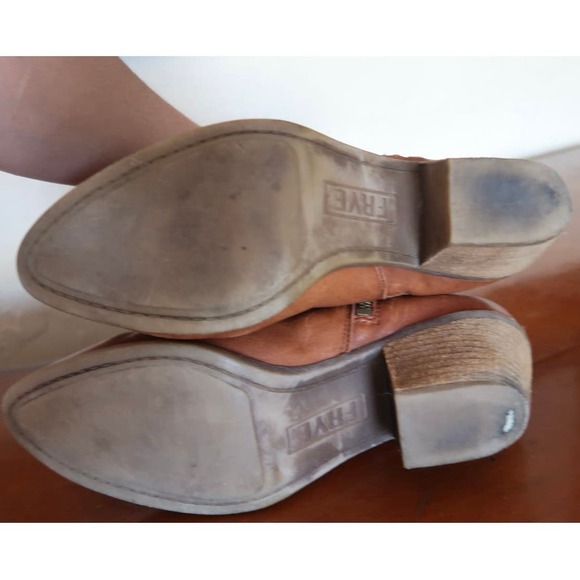 Frye Judith Zip Casual Ankle Booties Womens Size 7.5 Cognac Brown Leather - Picture 6 of 8